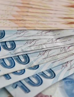 GÜNCEL EMEKLİ BANKA PROMOSYONLARI: Bankaların Yarışı Hız Kesmeden Devam Ediyor!