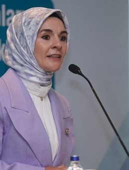 Gündüz Bakımevleri İçin Yeni Düzenleme: Zorunlu Hale Getirildi! Bakan Göktaş'tan Açıklama
