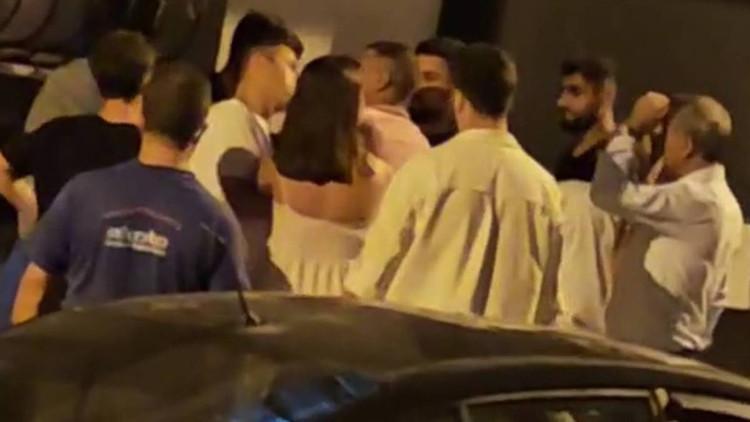 Gürültü Çıkaran Çocuklara Tokat Attı, Mahalleliye Dayak Yedi