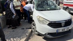 Hatay'da Korkunç Kaza! Otomobil ve Çekici Çarpıştı: 3 Ölü, 2 Yaralı