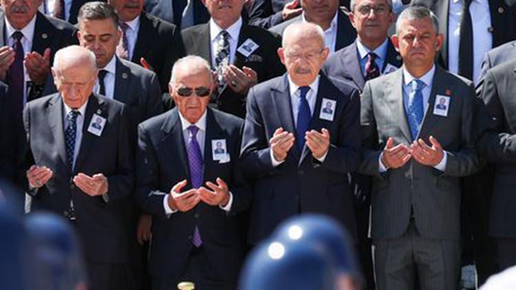 Hayatını kaybeden eski Sağlık Bakanı Şıvgın için TBMM'de tören