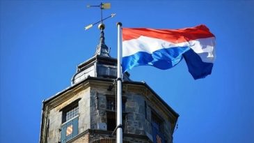 Hollanda&rsquo;da İsrail&rsquo;e y&ouml;nelik yaptırımların engellenmesi h&uuml;k&uuml;meti sarstı