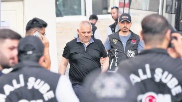 İBB Soruşturmasında 5 Ş&uuml;pheli Tutuklandı