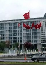 İBB Yolsuzluk Soruşturmasında 8 Ş&uuml;pheli Tutuklamaya Sevk Edildi