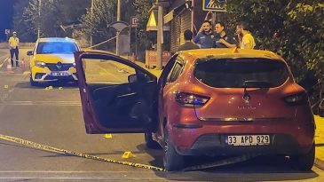 İki grup arasında silahlı kavga: 2 &ouml;l&uuml;, 5 yaralı