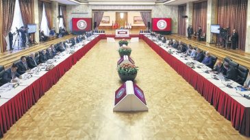 İlk Adım: &Ouml;rg&uuml;t&uuml;n Tamamen Silah Bırakması
