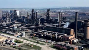 İngiltere, &Ccedil;elik Devini H&uuml;k&uuml;met Denetimine Aldı