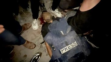 İsrail'in Şifa Hastanesi Yakınlarında Gazetecilere Y&ouml;nelik Saldırı: 5 Gazeteci Hayatını Kaybetti