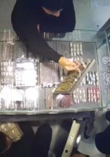 İstanbul'da Kuyumcuya Gizli Giriş: 160 Bin Liralık Hırsızlık!