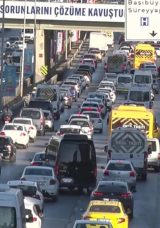 İstanbul'da Mesai Sonrası Trafik Kaosu