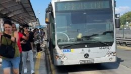 İstanbullunun Sorunları Devam Ediyor: Metrobüs Tekrar Arızalandı!