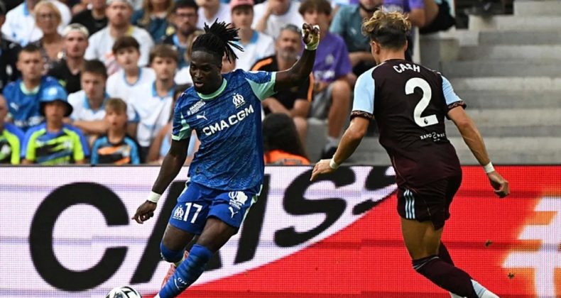 Jonathan Rowe, Süper Lig Takımları ile Anılmasının Ardından Imzayı Attı!