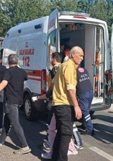 Kahramanmaraş'ta Feci Kaza! Cenazeye Giden Gruba Otomobil &Ccedil;arptı: 1 &Ouml;l&uuml;, 4 Yaralı