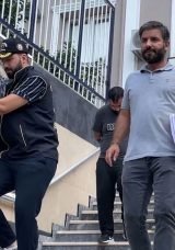 Kamyonların Arkasında Park Edip İ&ccedil;ini Boşalttılar: 2 Hırsız Tutuklandı