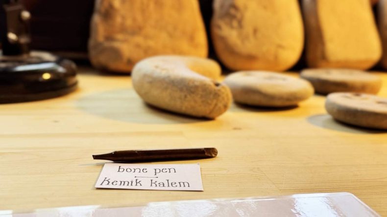 Karahöyük’te İki Bin Yıllık Kalem ve Küvet