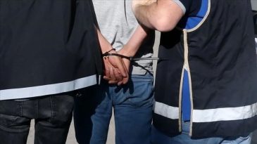 Kayseri&rsquo;de FET&Ouml;&rsquo;c&uuml; Firari İki Polis Tutuklandı