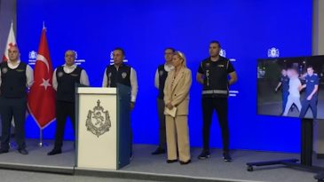 Kırmızı B&uuml;ltenle Aranan 12 Su&ccedil;lu Ele Ge&ccedil;irildi