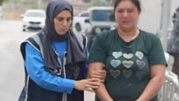 Kızına Bıçakla Saldıran Anne Gözaltına Alındı