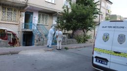 Kötü kokudan rahatsız olan komşular ihbar etti: Acı olay ortaya çıktı!