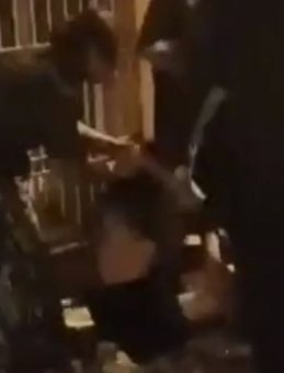 Kumaya Sokak Ortasında Dayağı! "Gelin, gelin, sürpriz"