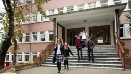 Lise Kayıt Tarihleri 2025 | Lise Kayıtları Ne Zaman Başlayacak, 9. Sınıf Kayıtları İçin Gerekli Belgeler Nelerdir?