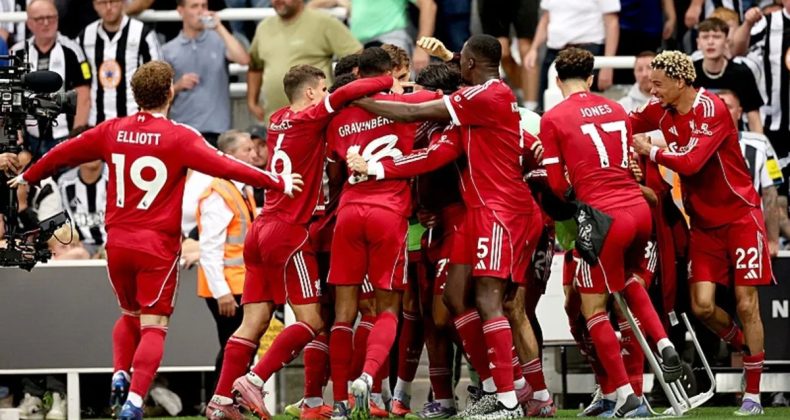 Liverpool 90+10'da 16 yaşındaki Ngumoha güldü!