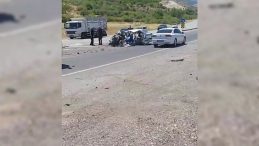 Malatya'da Otomobil ve Kamyon Çarpıştı: 1 Kişi Hayatını Kaybetti, 2 Yaralı