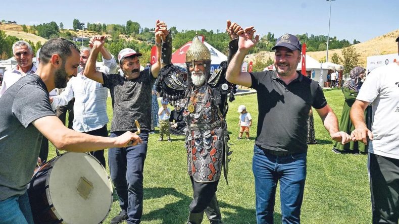 Malazgirt’te Bin Yıllık Kardeşlik Buluşması