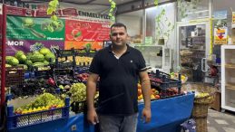 Marulu Beğenmeyen Bek&ccedil;i, Market &Ccedil;alışanını Darp Etti!