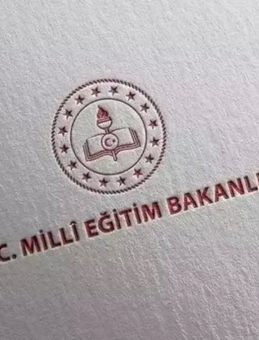 MEB Lise Kayıt Tarihleri 2025: Lise Kayıtları Ne Zaman ve Nasıl Gerçekleşecek? Hangi Belgeler Gerekiyor?