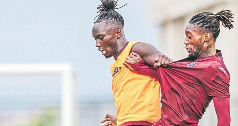 Mendy ve Cham yol ayrımında