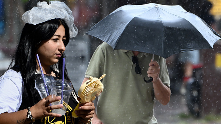 Meteoroloji Uyarıyor: Sıcak Hava 1 Haftalık Süreçte Etkili Olacak | Sağanak Yağışlar Bu İllerde Bekleniyor