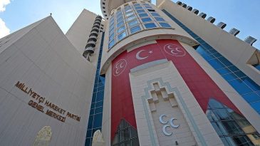 MHP'den Teşkilatlara Genelge: Parti Bayrağı ve Slogan Yasağı