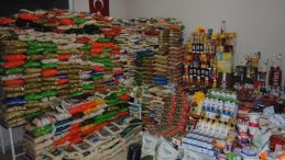 Mide bulandıran görüntü! Kurtlanmış 2 ton pirinç ele geçirildi