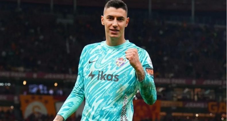 Milli Kaleci Berke Özer Yeni Takımına Geçiyor!