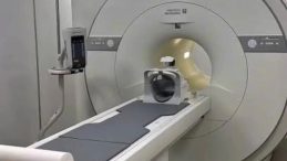 MR Cihazına Silahla Giriş Yapıldı