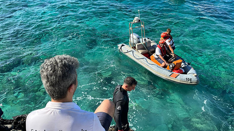 Mucizevi Kurtuluş: Muğla'da Batan Teknedeki Kaybolan İki Çocuk Bulundu
