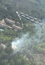 Muğla&rsquo;da Otomobil Yangını Ormana Sı&ccedil;radı