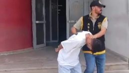 M&uuml;lteci Aile Dolandırıcılara Yakalandı