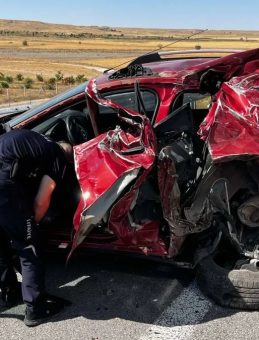Niğde'de Otoyolda Feci Kaza! 1 Ölü, 3 Yaralı
