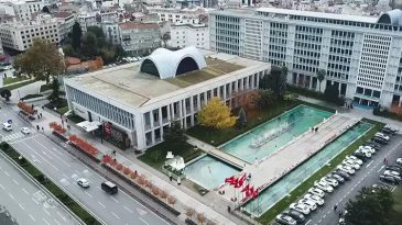 &Ouml;zel Halk Otob&uuml;s&uuml; İşletmecilerinden İBB'ye Tepki