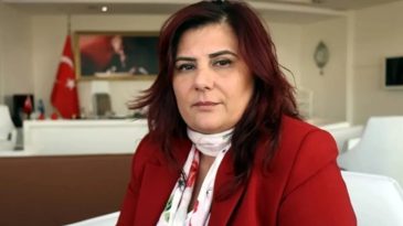 &Ouml;zlem &Ccedil;er&ccedil;ioğlu AK Parti &Uuml;yeliği İ&ccedil;in Mi Hazırlanıyor? Erdoğan'ın S&ouml;zleri G&uuml;ndemi Sarstı!