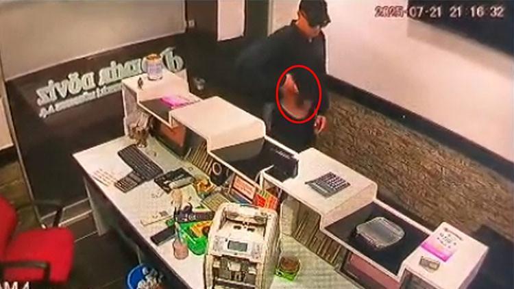 Oyuncak Tabancayla Döviz Bürosunu Soymaya Çalıştı