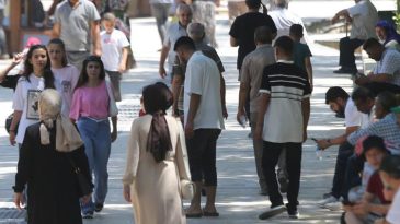 Pek &ccedil;ok şehirde sıcaklık d&uuml;şt&uuml; ama bu ilimiz hala kavruluyor: Termometreler 45 dereceyi g&ouml;sterdi