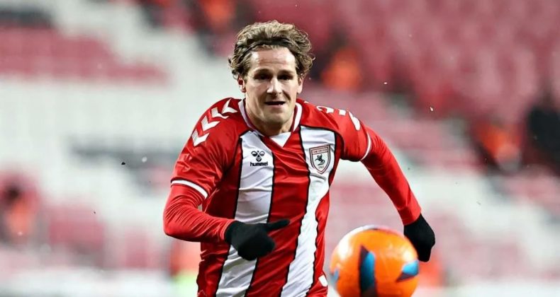 Samsunspor'un Yıldızı Hastaneye Kaldırıldı