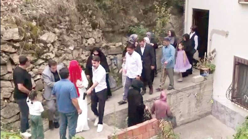 Savunmaları Kurşundan Ağır… Hem Maganda Hem Pişkinler