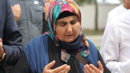 Şehit Bedirhan Bebek ve Annesi Mezarı Başında Anıldı