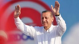 Sessiz Devrimin Çeyrek Asrı: AK Parti 24. Yılını Kutluyor
