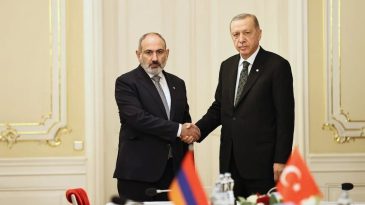 SON DAKİKA | Başkan Erdoğan, Ermenistan Başbakanı Paşinyan ile g&ouml;r&uuml;şt&uuml;