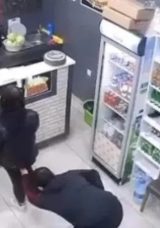 SON DAKİKA | &Ccedil;iğ k&ouml;ftecide gen&ccedil; kadını taciz eden sapığa ceza verildi